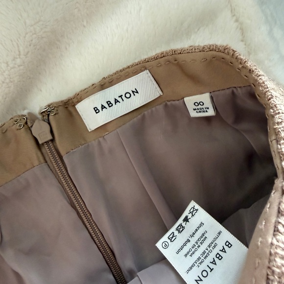 Aritzia jacket and skirt set - Picture 4 of 5